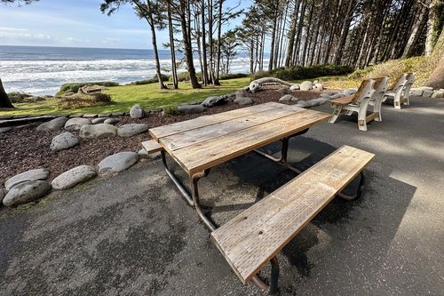 Bring your meal out to enjoy