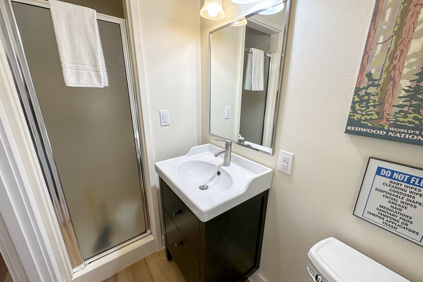 Enjoy your own bath with the second bedroom.