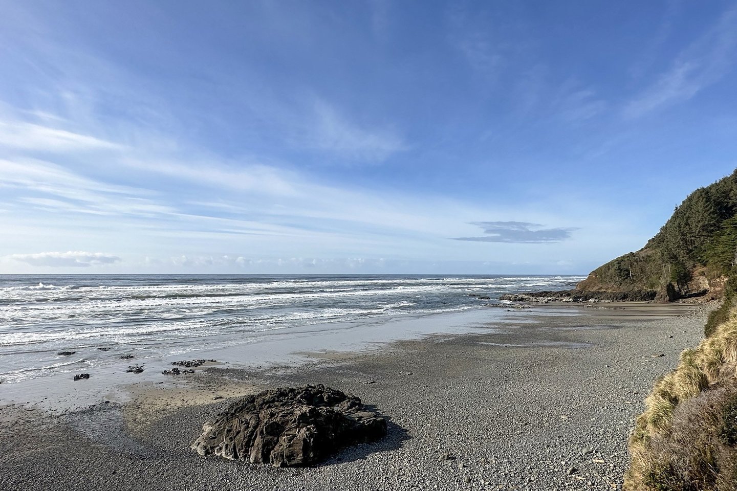 Small private beach to look for agates