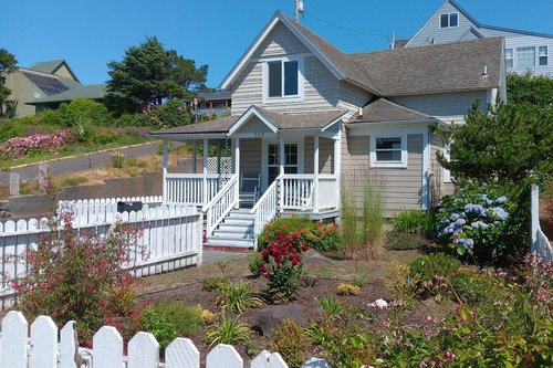 Lovely home built in the early 1900's.