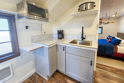 Kitchenette right off of the bedroom