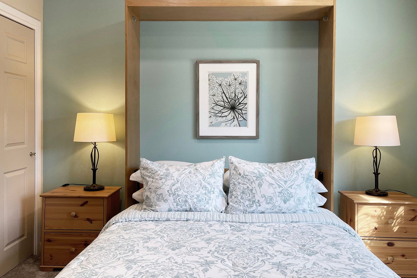Get a great nights sleep as you drift off to the music of the waves.