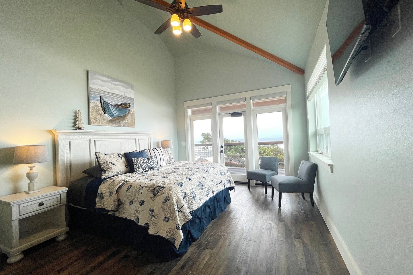 The Primary Ensuite upstairs has access to the upper deck.