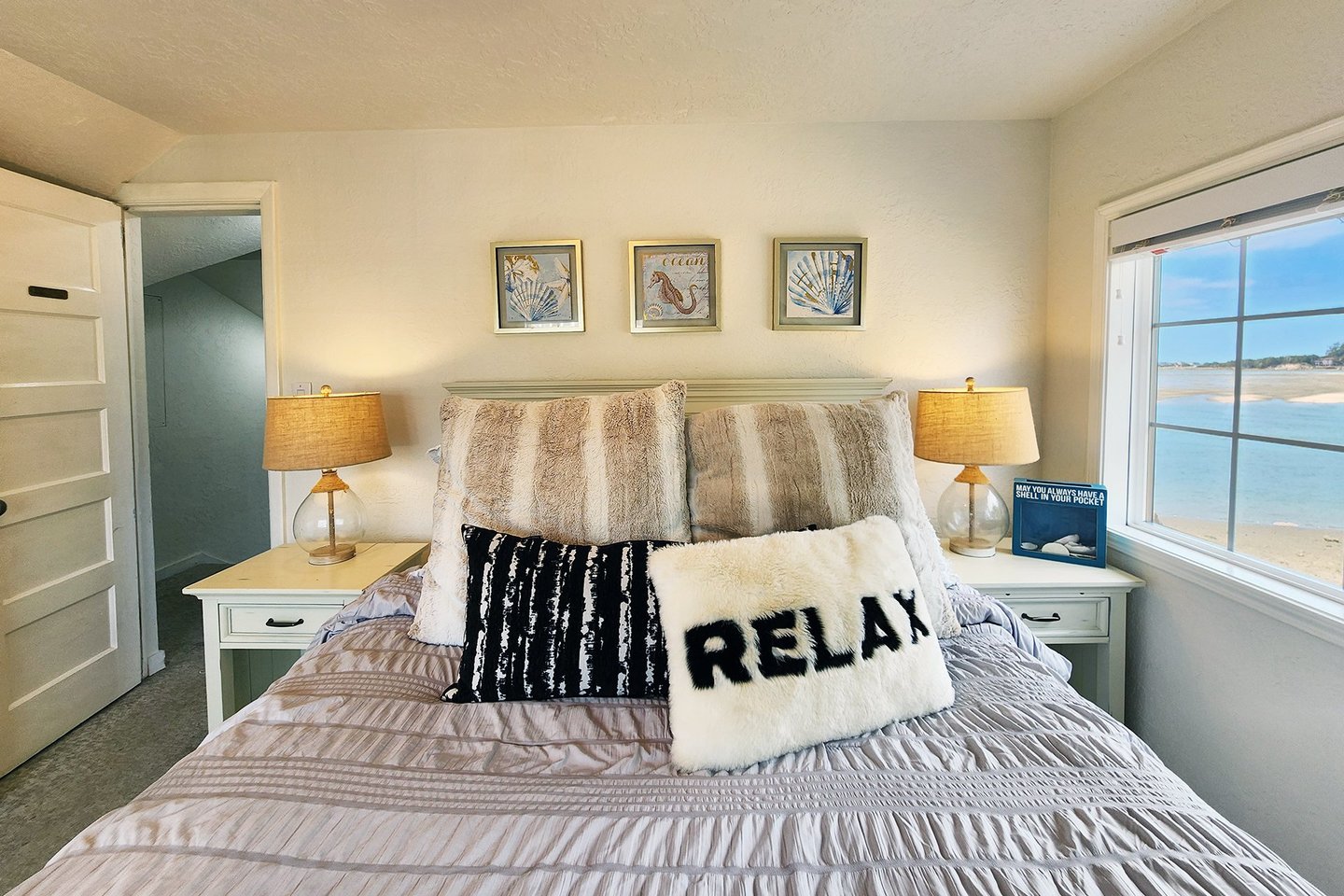 Upstairs is the second bedrooms with a full size bed.