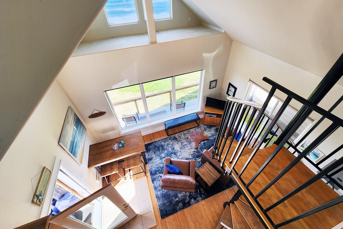 Wonderful cozy space to spend your beach time in.