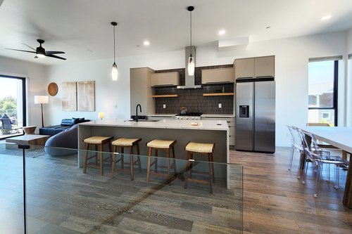 Large island with seating at the counter.