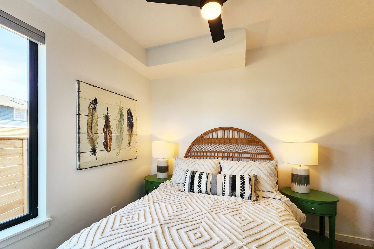 Relax in the queen bed.