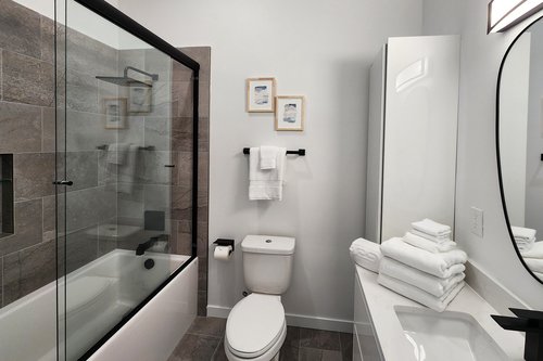 Third floor full bath to be shared!