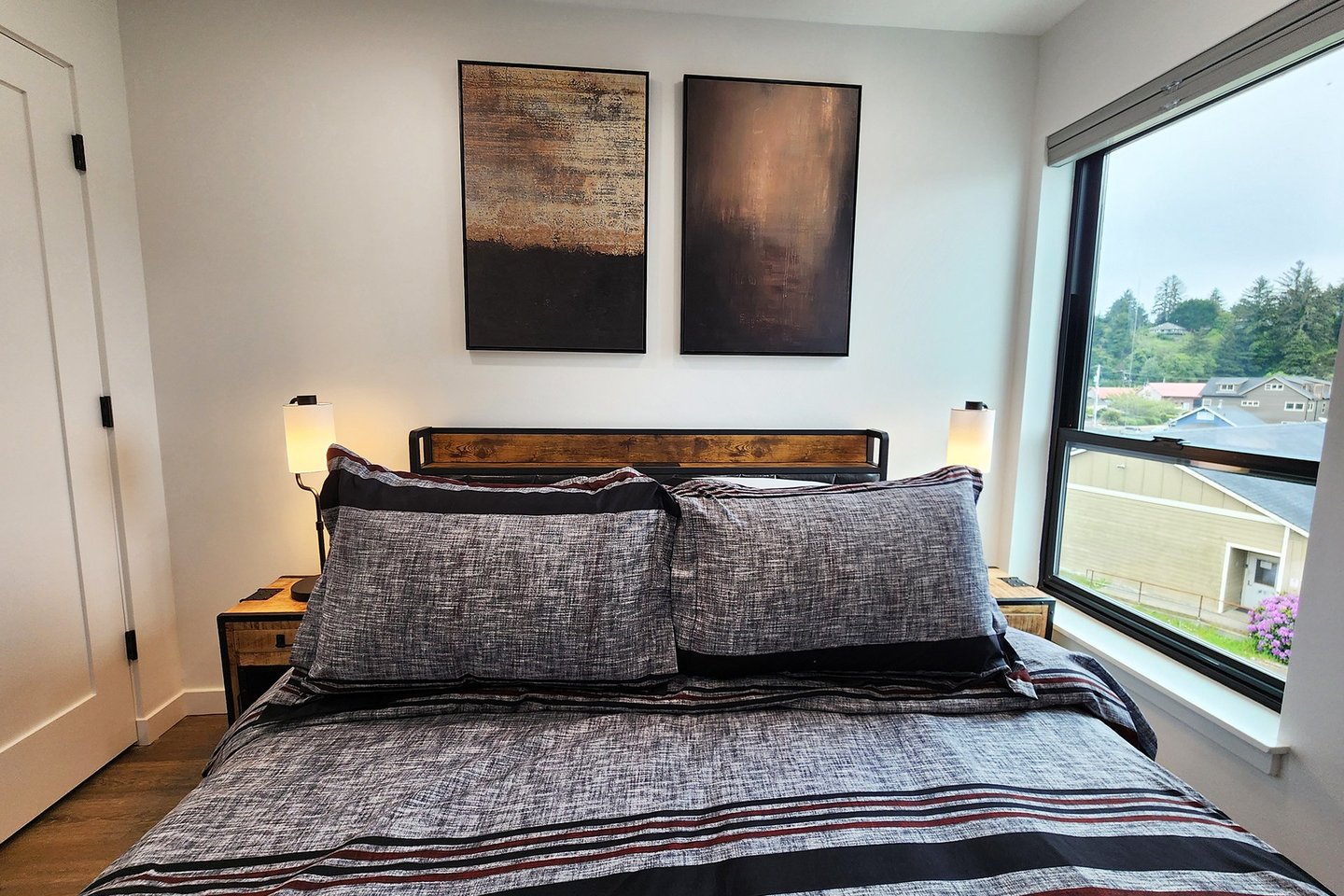 The 3rd bedroom on the third floor with queen bed.