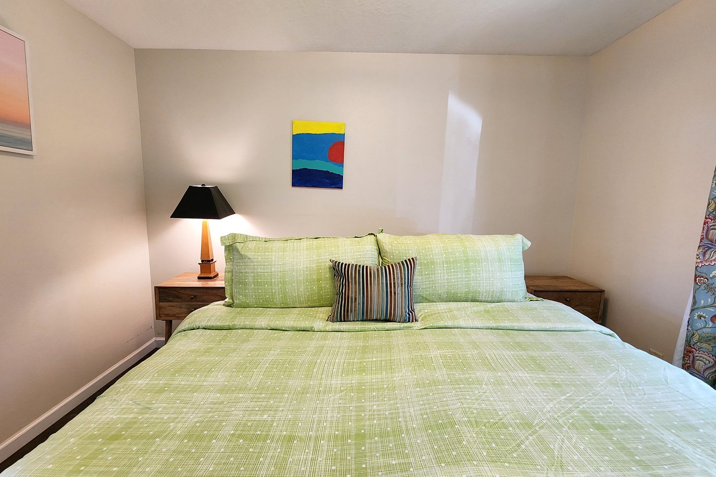 This king bed can be split into two twins with prior notice!