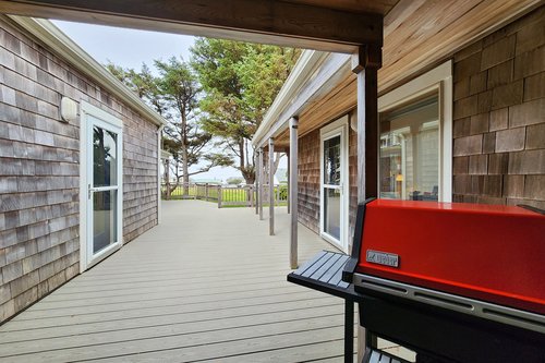 Spacious deck to enjoy the outdoors and to grill up favorites!