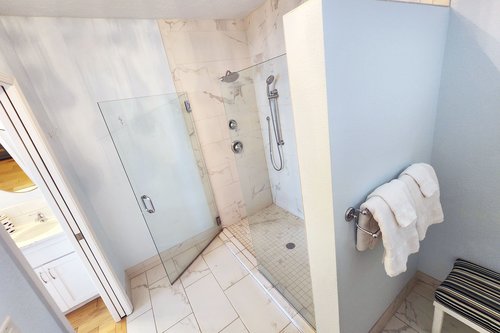 Large walk in shower.