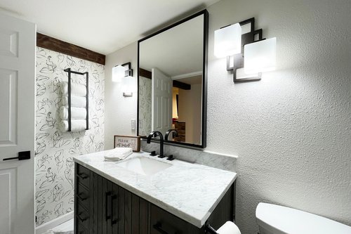 Plenty of room to share the vanity.