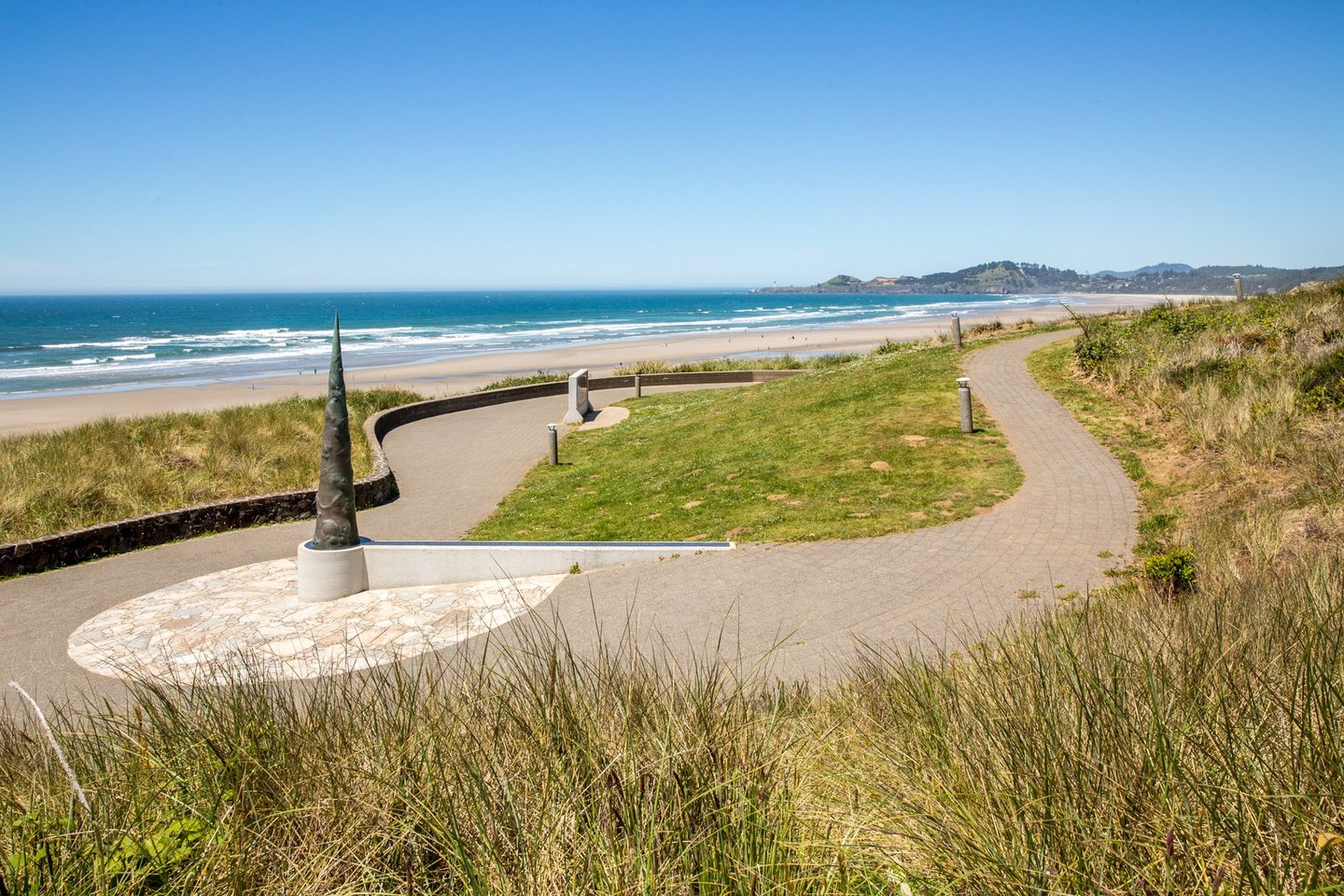 Don Davis park walking path and beach access.